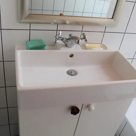 Bauernhaus Mit Antiken Mobeln Apartman *