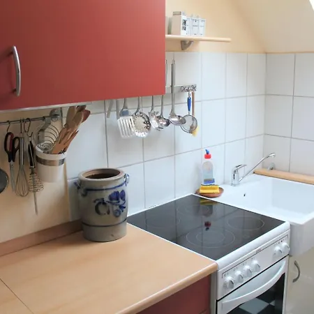 Bauernhaus Mit Antiken Mobeln Apartman Satow